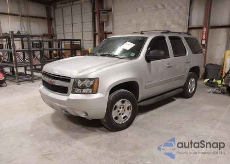 2011 Chevrolet Tahoe Ls z USA, uszkodzony, nr VIN 1GNSCAE08BR146599